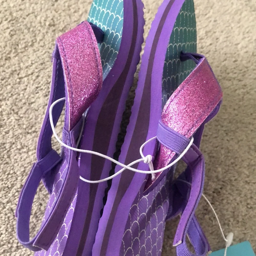 Warelves Flip Flops 32/33 little kids size 13‎ 14 Fish Scale Mermaid Purple NWT